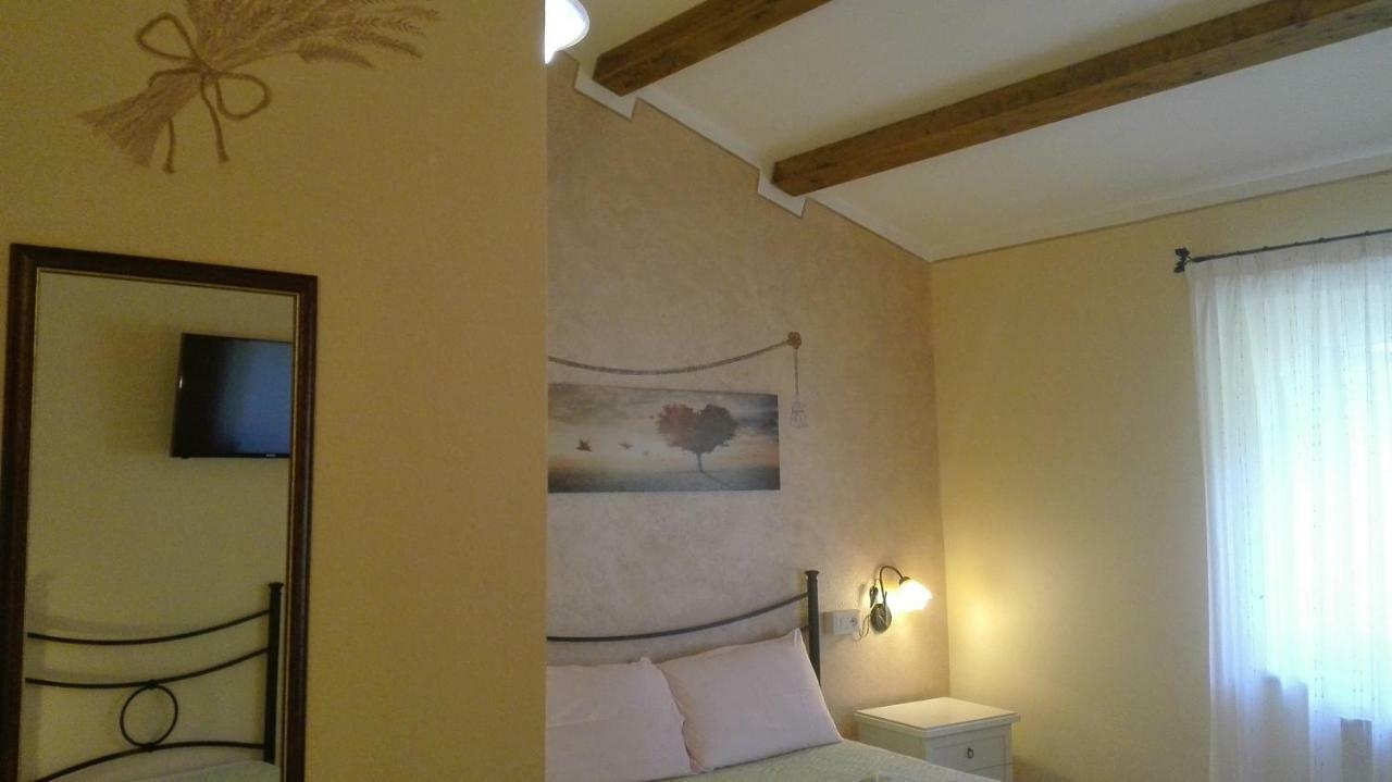 Agriturismo Monte Pino Telti Ngoại thất bức ảnh